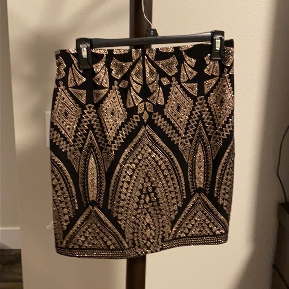 Skirt and crop top set - Picture 5 of 5